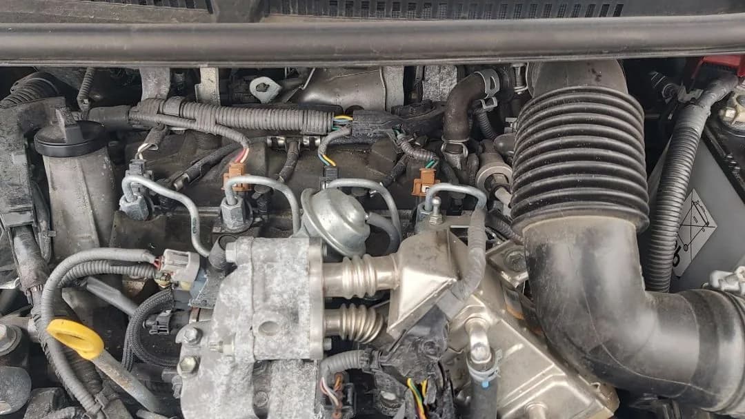 Toyota Verso S 1,4 d4d rozrusznik – zdjęcie 1