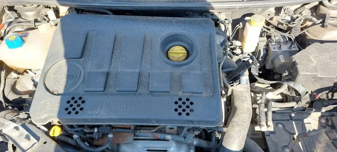 LANCIA delta 1,8 di turbo 200km rozrusznik – zdjęcie 1