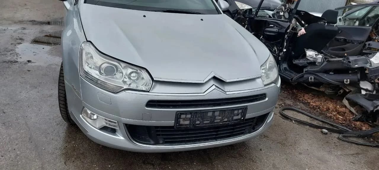 Citroen c5 iii 2,0 hdi 140km pas przedni – zdjęcie 1