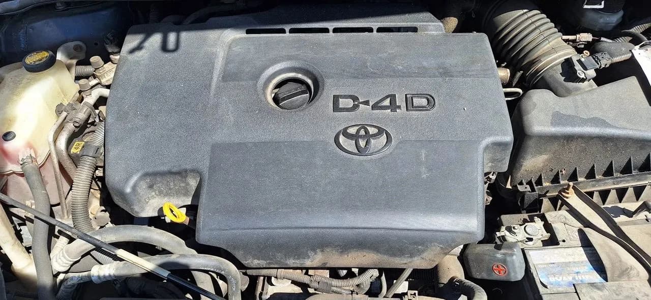 TOYOTA Avensis t27 2,0 d4d 93kw rozrusznik – zdjęcie 1
