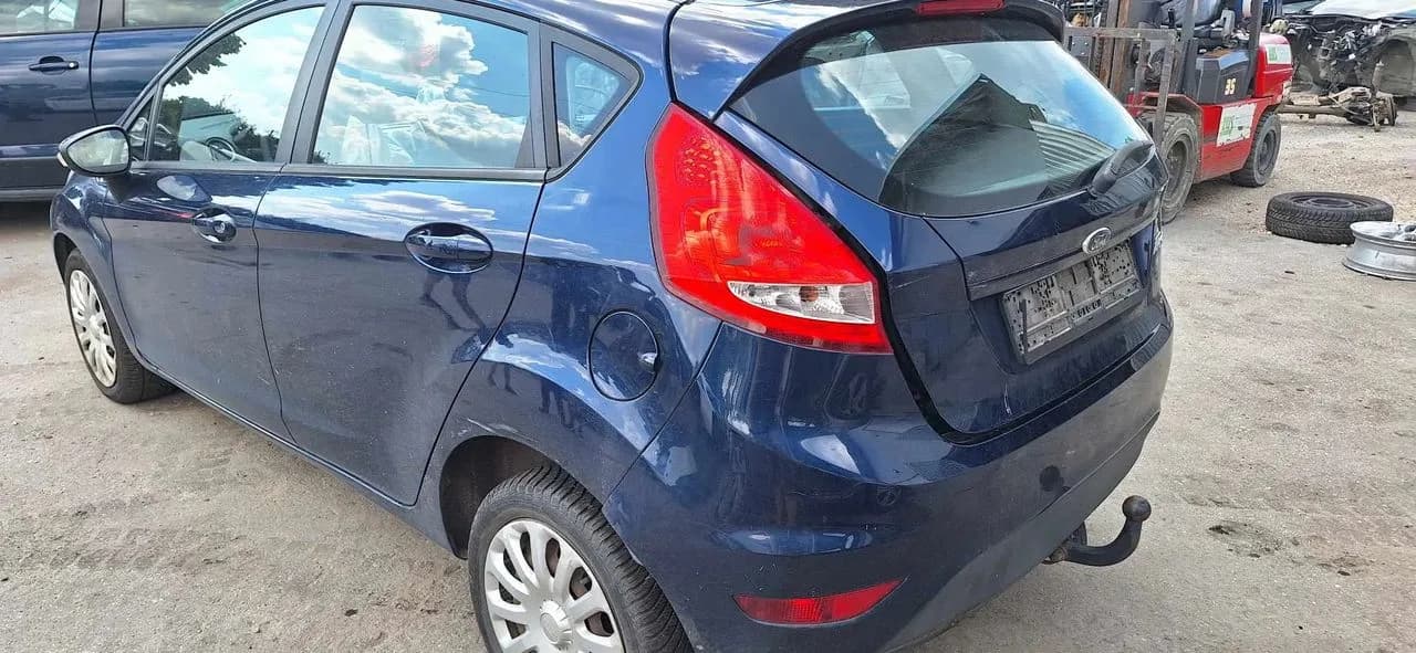Ford Fiesta mk7 b9 drzwi prawy przód komplet – zdjęcie 4