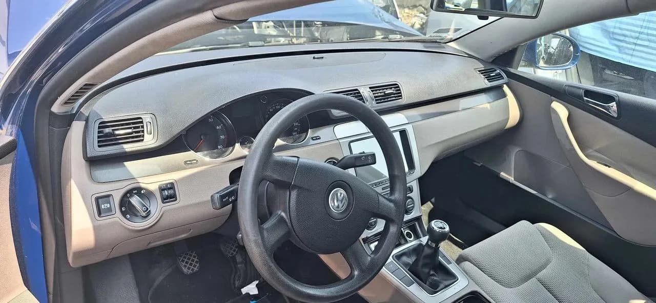 Volkswagen passat B6 2,0FSI rozrusznik – zdjęcie 6