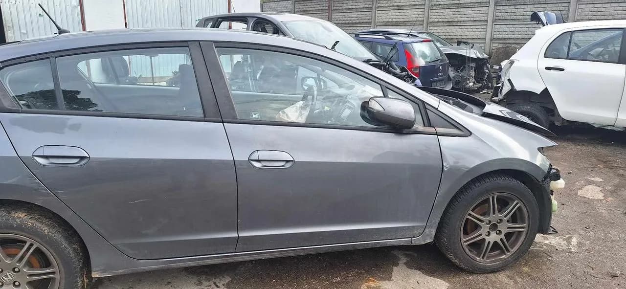 Honda insight II drzwi prawy przód komplet – zdjęcie 1