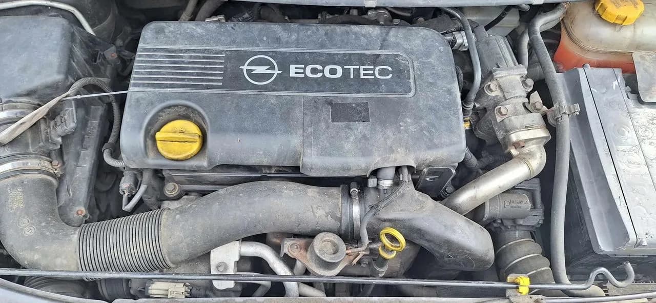 Opel Zafira B 1,7 CDTI 110km wtryskiwacz wtrysk – zdjęcie 1