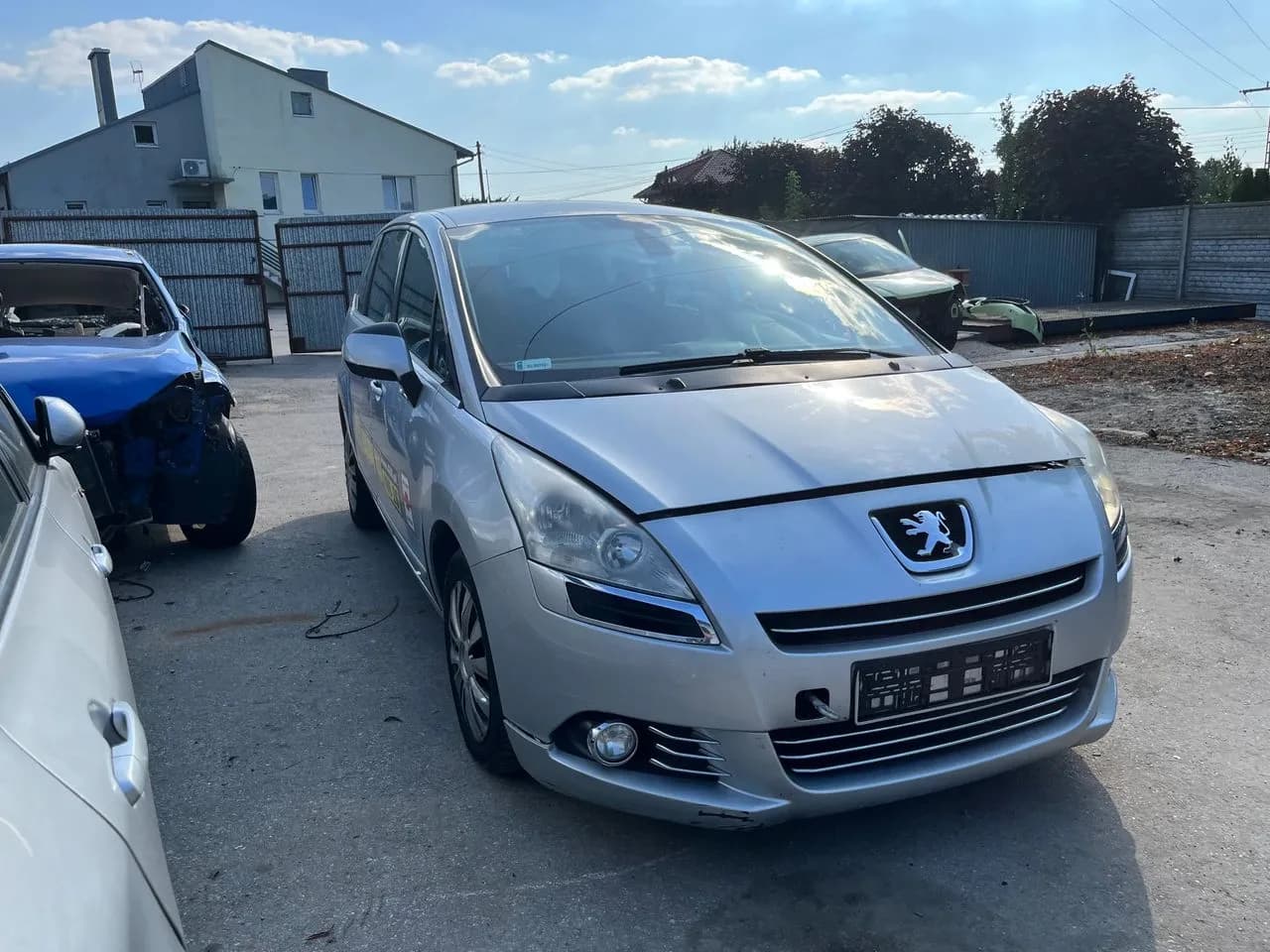 PEUGEOT 5008 1,6ehdi 112km piasta zwrotnica prawy lewy przód – zdjęcie 1