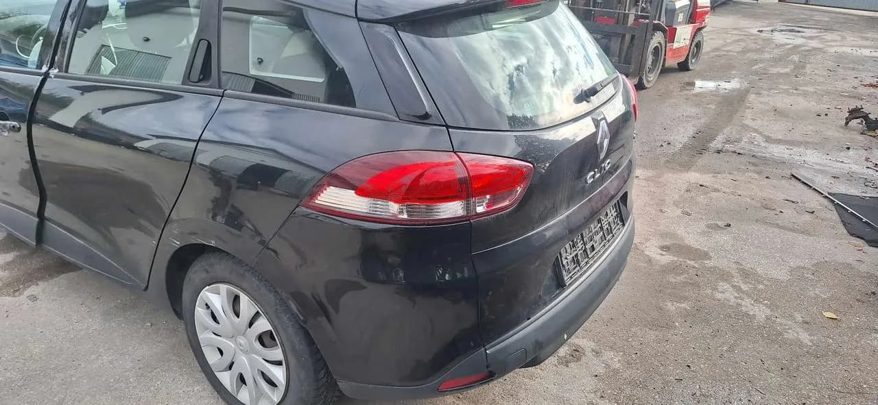 Renault Clio IV 1,5DCI kompresor pompa klimatyzacji – zdjęcie 3