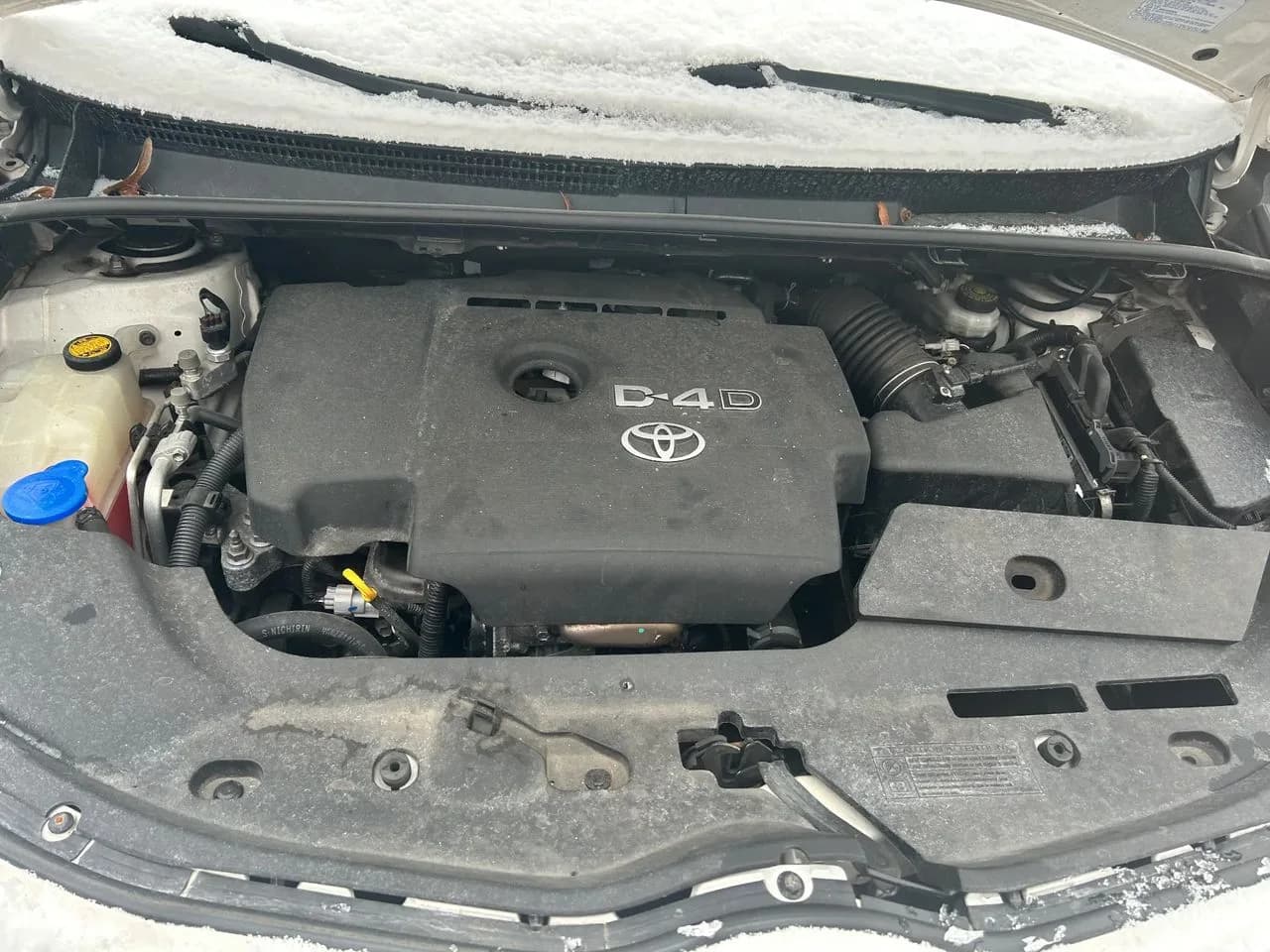 Toyota Verso 2,0 D4D 126km wentylator chłodnic – zdjęcie 1