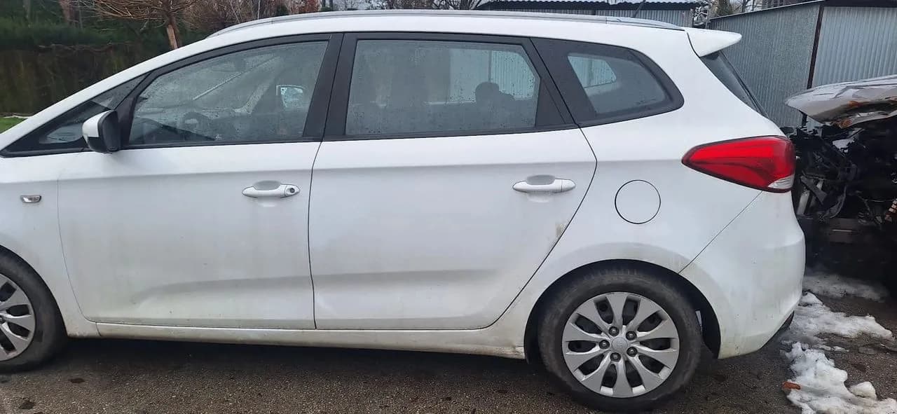 Kia Carens IV 1,7CRDI 116KM skrzynia biegów – zdjęcie 6