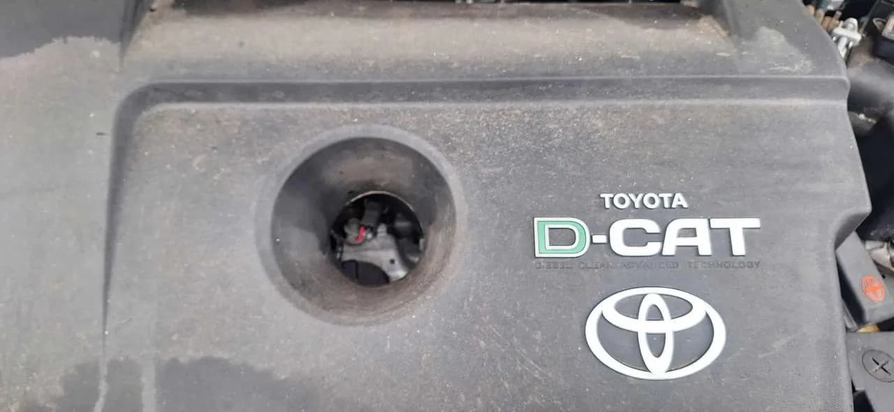TOYOTA RAV4 III 2,2DCAT pompa wspomagania – zdjęcie 1