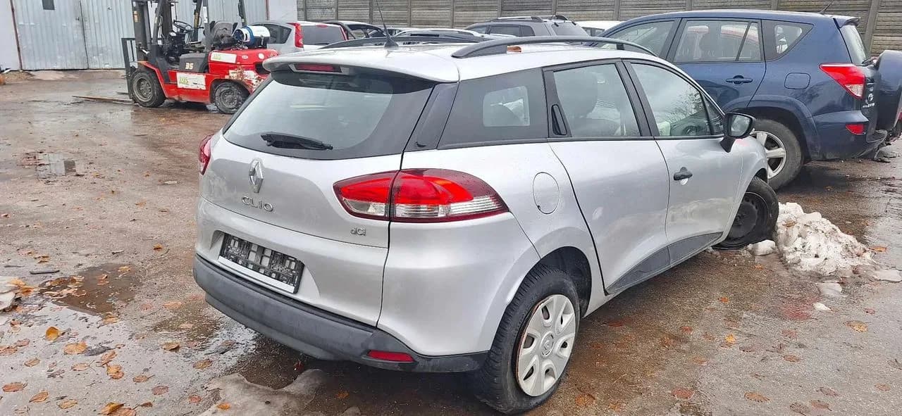 Renault Clio IV TED69 kombi pas tył podłoga wanna – zdjęcie 1