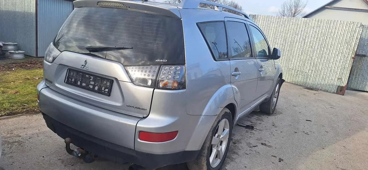 Mitsubishi Outlander II (2006–2013)