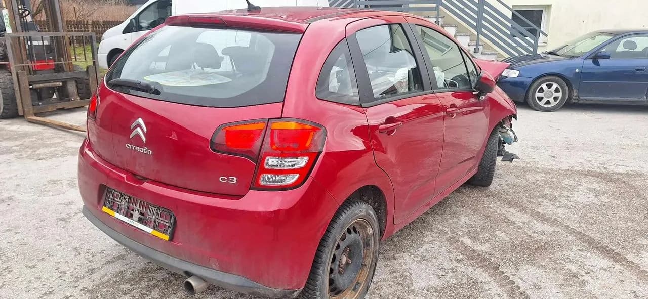 Citroen c3 II belka zawieszenia tył – zdjęcie 1