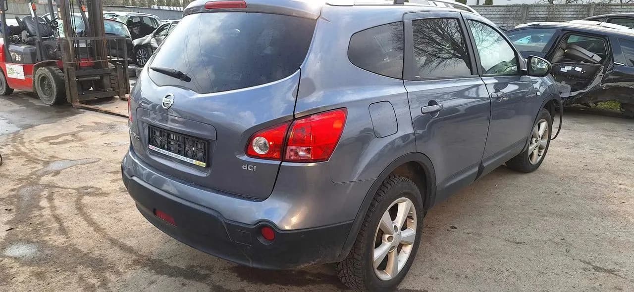 Nissan Qashqai lampa tył lewa – zdjęcie 1