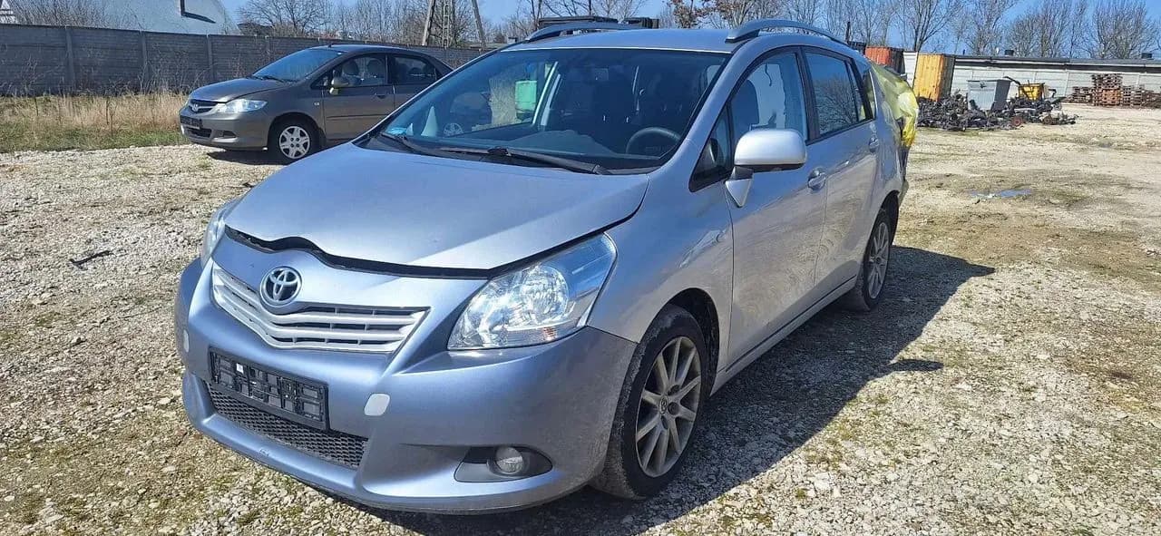 Toyota Verso 2,2DCAT 177KM wentylator chłodnic – zdjęcie 1