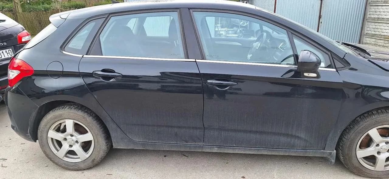 Citroen C4 II B7 półka tył roleta bagaznika – zdjęcie 8