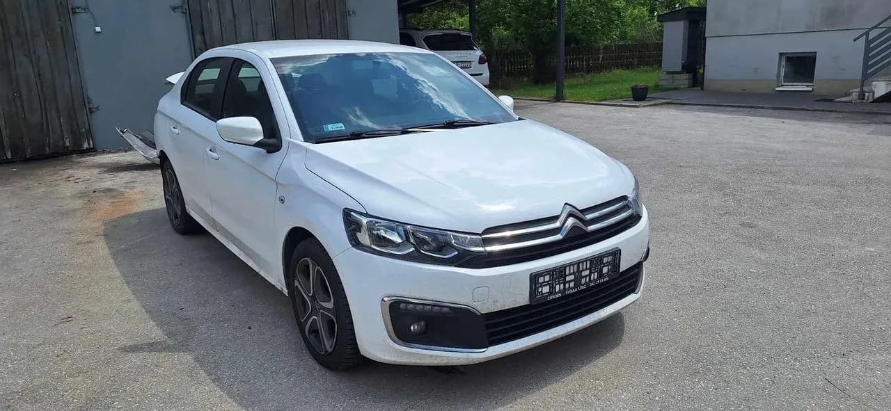 Citroen C-ELYSEE 1,5 BLUEHDI 102 KM piasta zwrotnica prawy przód – zdjęcie 1
