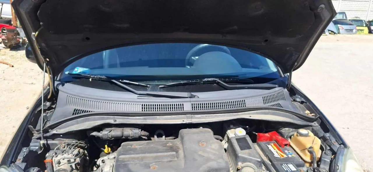 SUZUKI SWIFT IV mechanizm silnik wycieraczek przód – zdjęcie 1