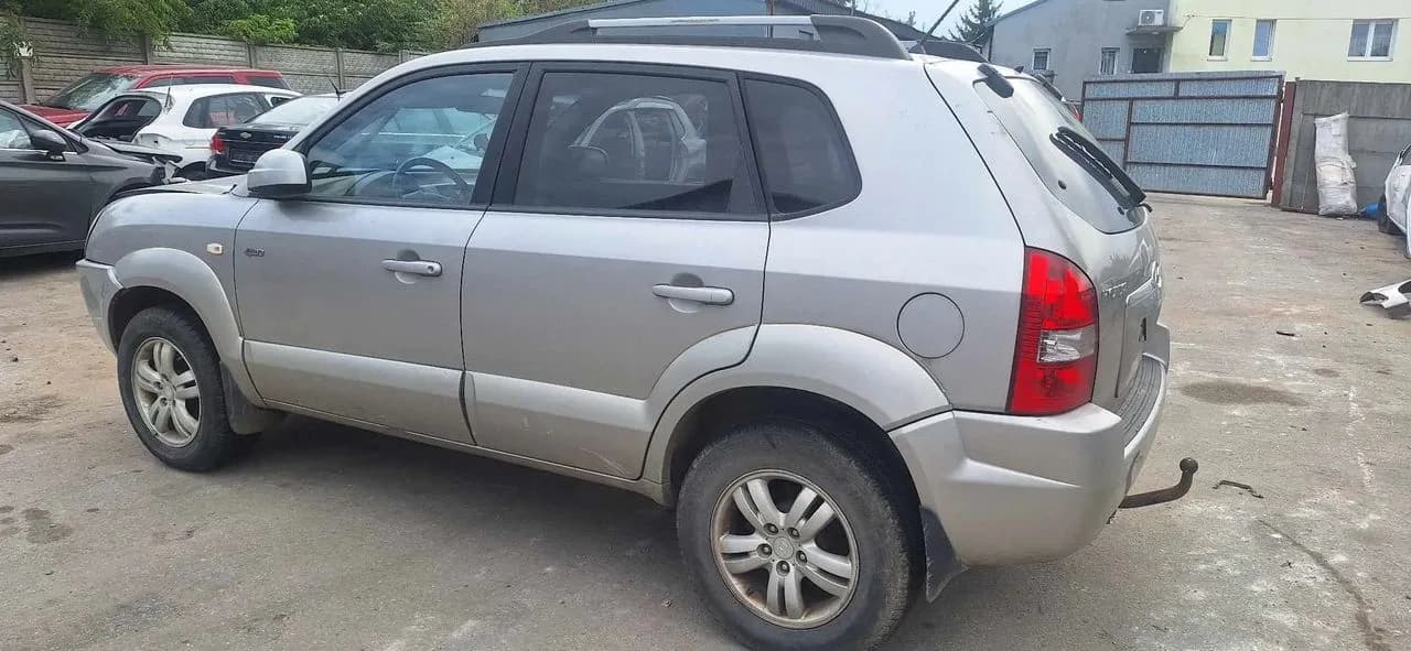 Hyundai Tucson I (2004–2010)