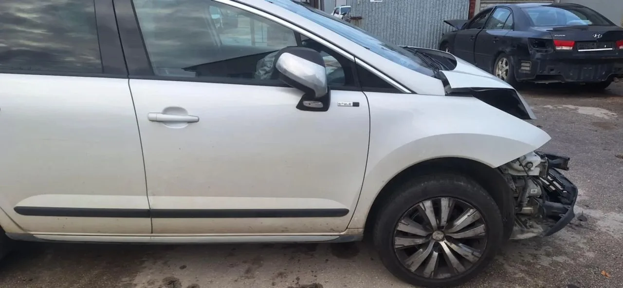 Peugeot 3008 LIFT KWED błotnik lewy przód – zdjęcie 1
