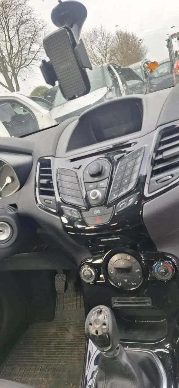 Ford Fiesta mk7 LIFT radio panel oryginał fabryczne – zdjęcie 1
