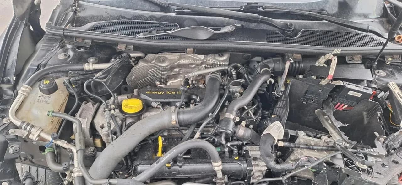 Renault MEGANE III 1,2 TCE alternator – zdjęcie 1