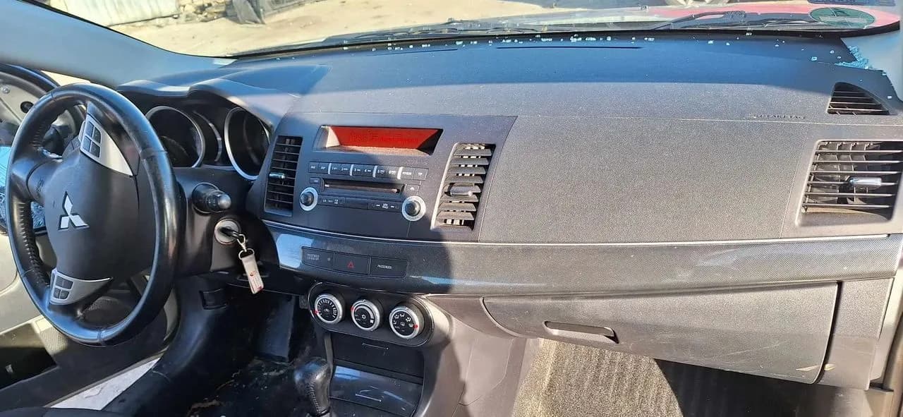 Mitsubishi lancer x mechanizm silnik wycieraczek – zdjęcie 1