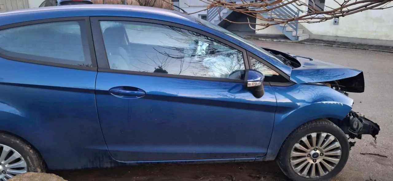 Ford Fiesta mk7 1,25 82KM półoś prawa lewa – zdjęcie 2