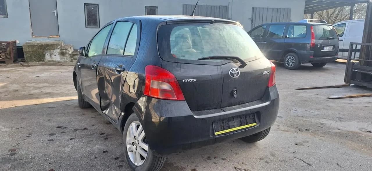 Toyota YARIS II 1,4 D4D przekładnia kierownicza maglownica – zdjęcie 7