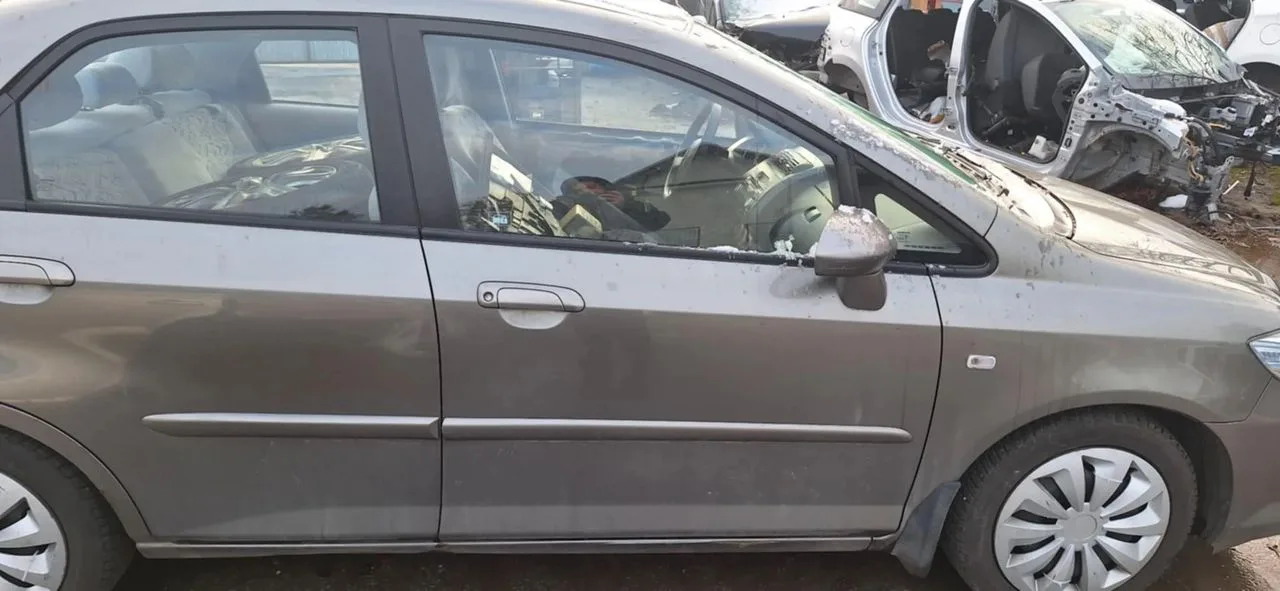 Honda CITY IV NH701M lusterko prawe składane – zdjęcie 1
