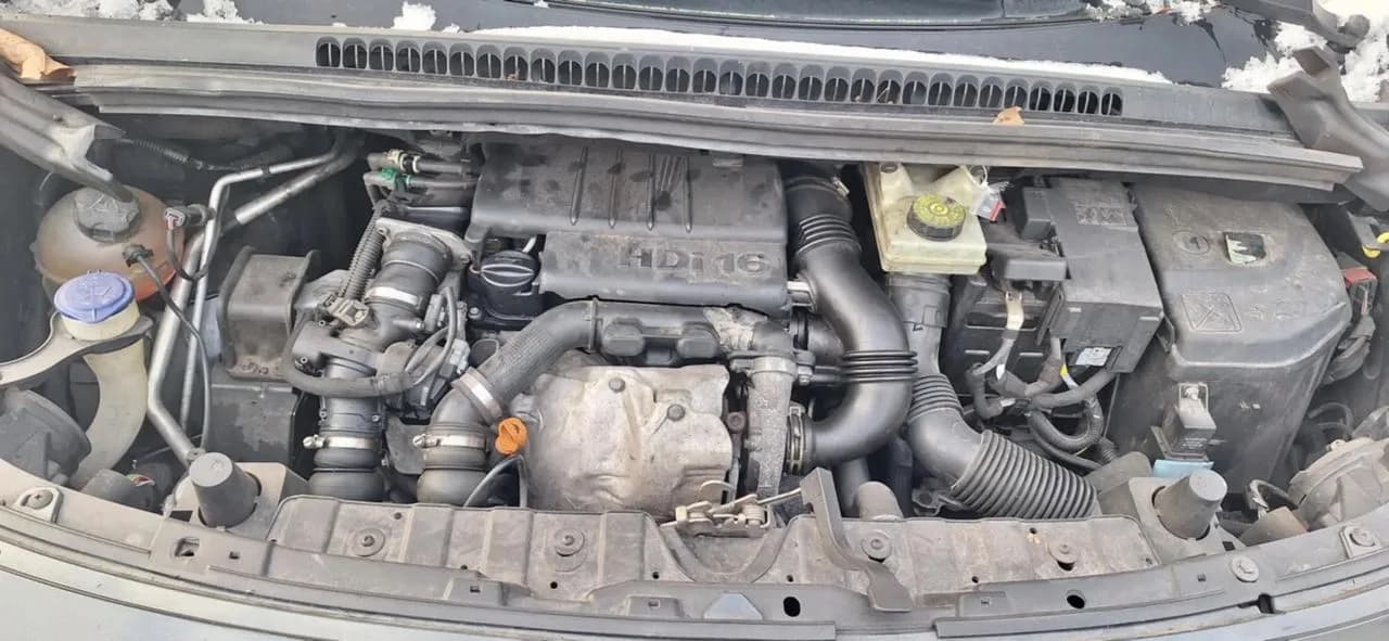 Peugeot 3008 1,6HDI 110KM komputer zestaw startowy – zdjęcie 1