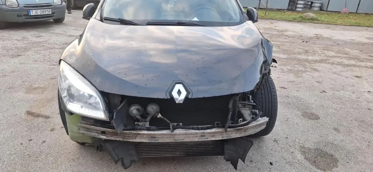 Renault MEGANE III 1,9DCI 130KM chłodnica wody – zdjęcie 1