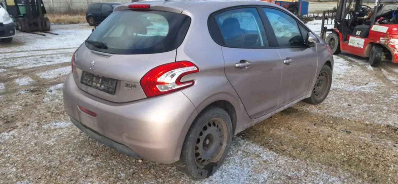 Peugeot 208 1,6HDI sanki belka wózek pod silnik – zdjęcie 6