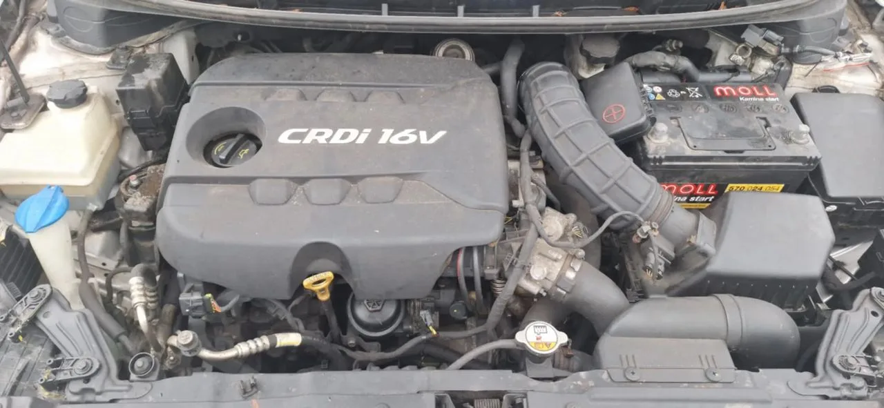 HYUNDAI I30 II 1,6 CRDI chłodnica wody – zdjęcie 1