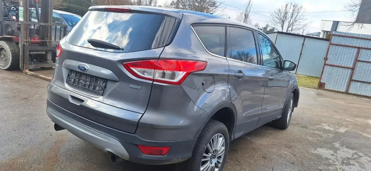 Ford Kuga mk2 MD pas tylny wanna – zdjęcie 1