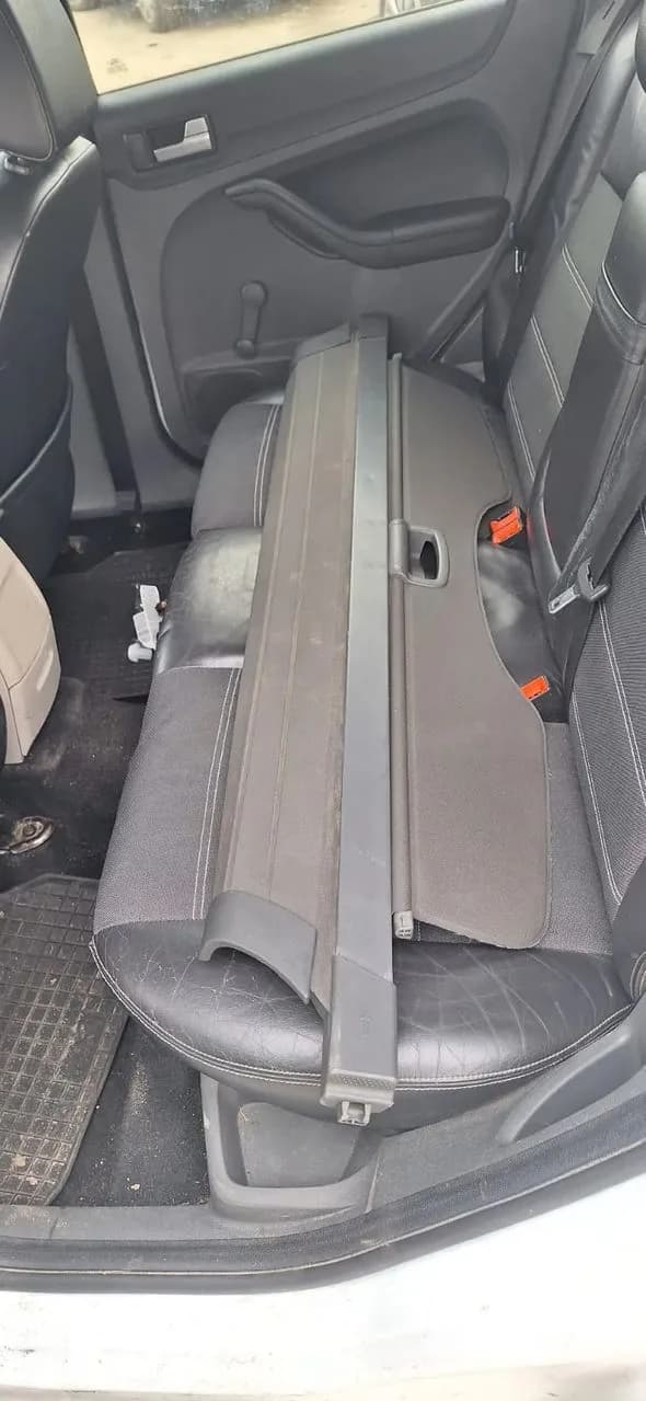 FORD FOCUS MK2 II kombi półka tył roleta bagażnika – zdjęcie 1