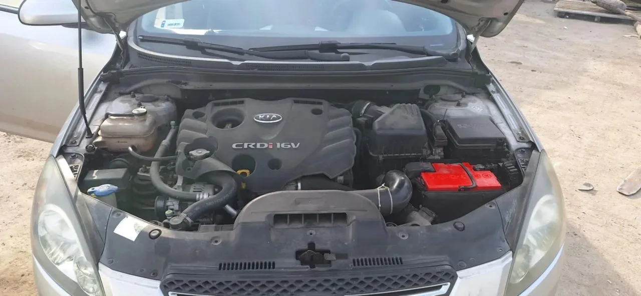 KIA CEED 2,0 CRDI 140KM pompa wtryskowa – zdjęcie 1