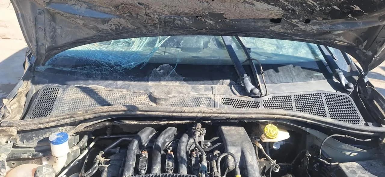 Citroen C4 CACTUS mechanizm silnik wycieraczek przód – zdjęcie 1