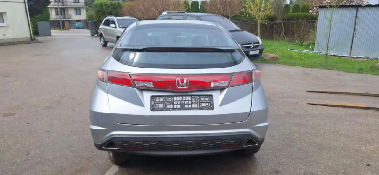 HONDA CIVIC VIII UFO NH700M zderzak tył komplet – zdjęcie 1