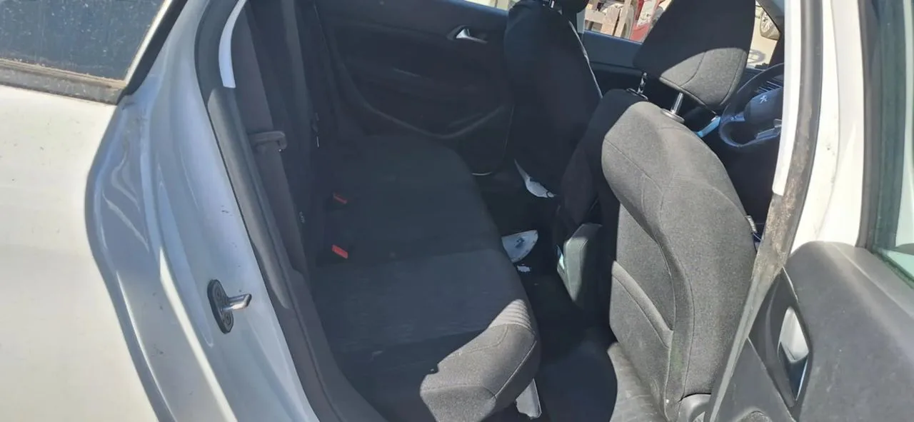 PEUGEOT 308 T9 SW fotel kanapa tył komplet – zdjęcie 1
