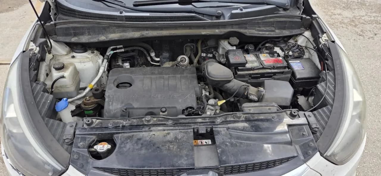 Hyundai IX35 1,7 crdi alternator – zdjęcie 1