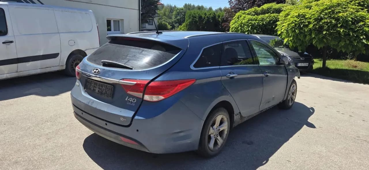 HYUNDAI I40 YU6 lusterko lewe – zdjęcie 4