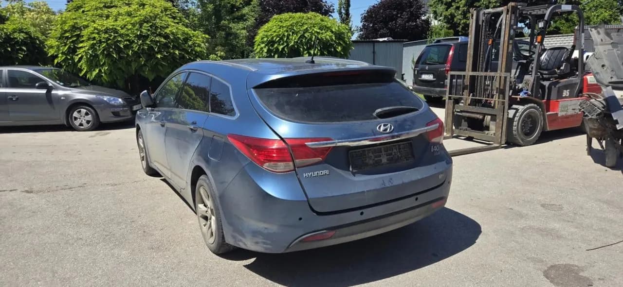 HYUNDAI I40 fotel lewy przód – zdjęcie 8