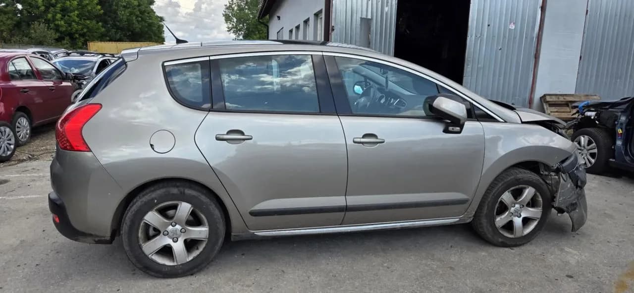 PEUGEOT 3008 EVGC błotnik prawy tył – zdjęcie 1