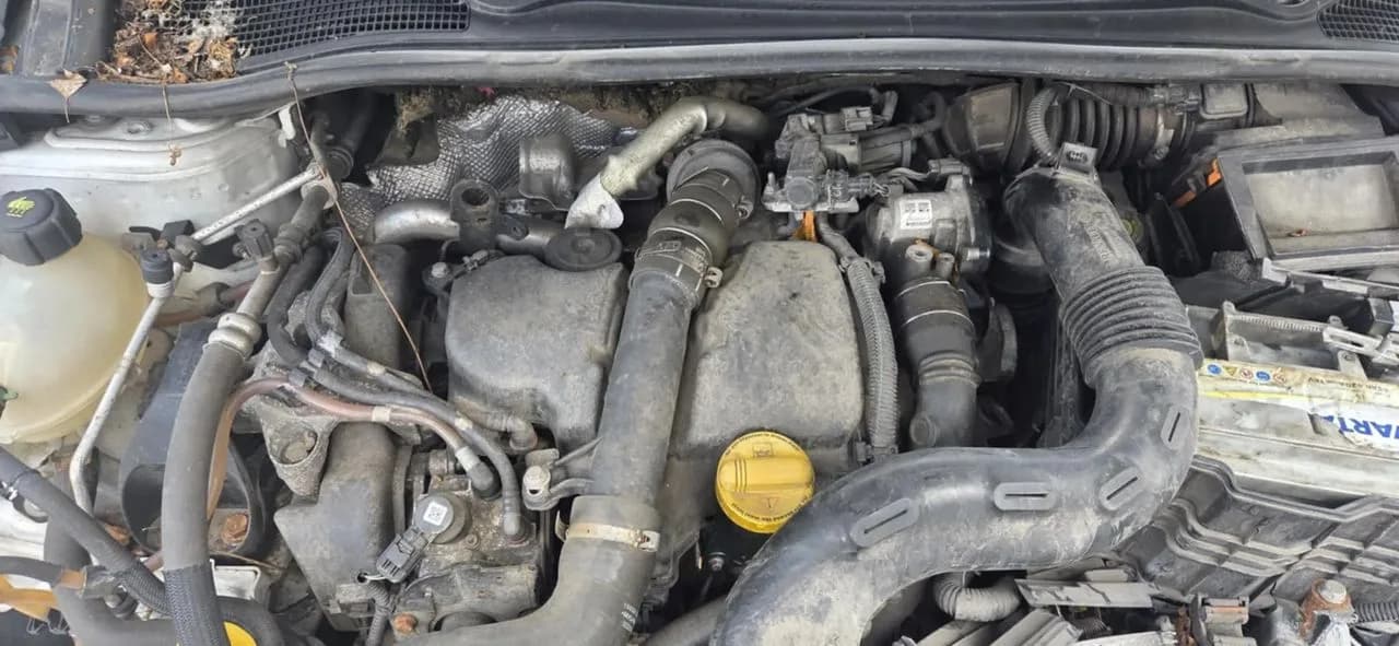 RENAULT CLIO IV 1,5DCI 90KM piasta zwrotnica prawy lewy przód – zdjęcie 1