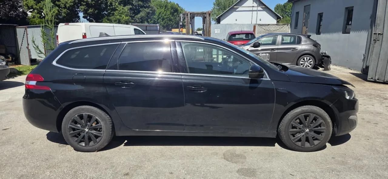 PEUGEOT 308 T9 KTVD SW słupek próg prawy – zdjęcie 1