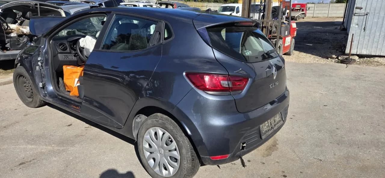 RENAULT CLIO IV TEKPN słupek próg lewy – zdjęcie 1