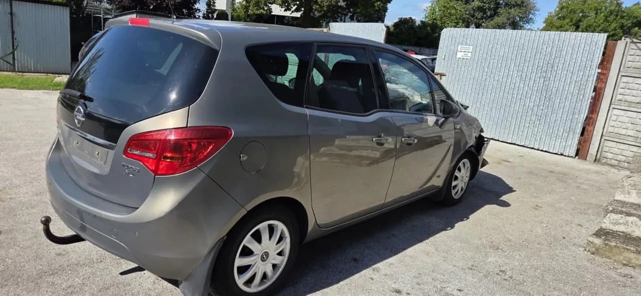OPEL MERIVA B 1,4 TURBO 120KM alternator – zdjęcie 6