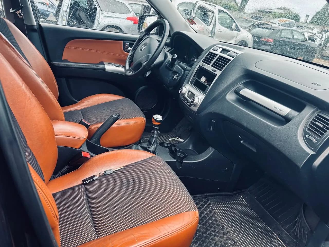 KIA SPORTAGE II nagrzewnica kompletna wentylator – zdjęcie 1
