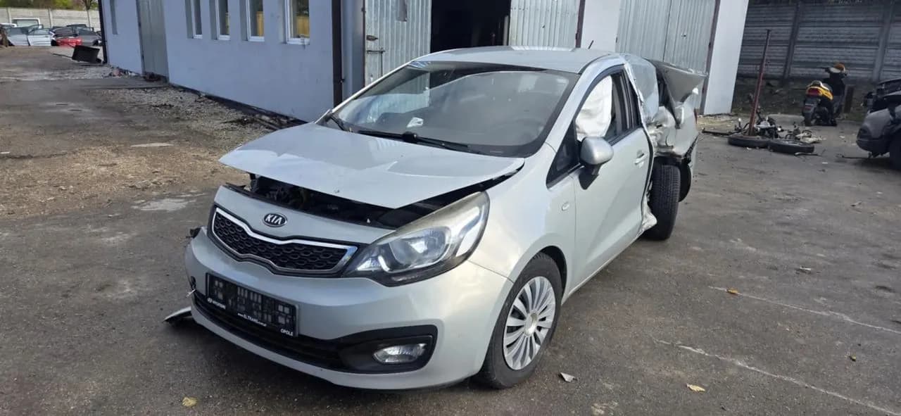 KIA RIO III 1,4 109KM półoś lewa – zdjęcie 1