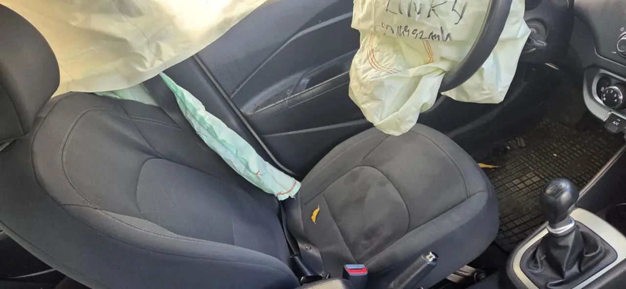 KIA RIO III sedan fotel lewy przód – zdjęcie 1